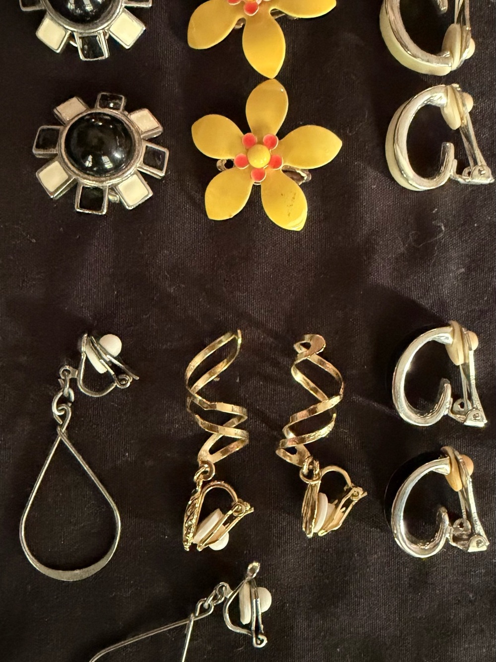 Liz Claiborne and more vintage clip on earring lot
